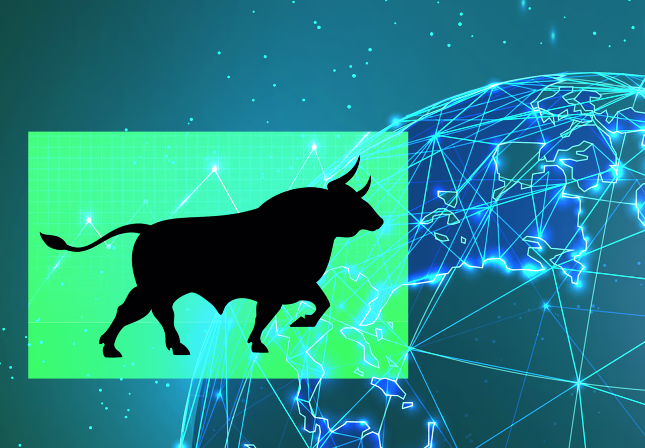 An active fund holding a whopping 800 stocks is beating major indexes. Here’s how.